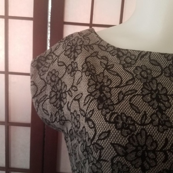 ZARA BLACK AND GRAY DRESS SIZEM - Picture 4 of 8